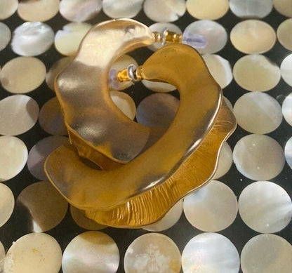 Wavy Hoop in Matte Gold, Brilliant Looking and Rich. 1.5"